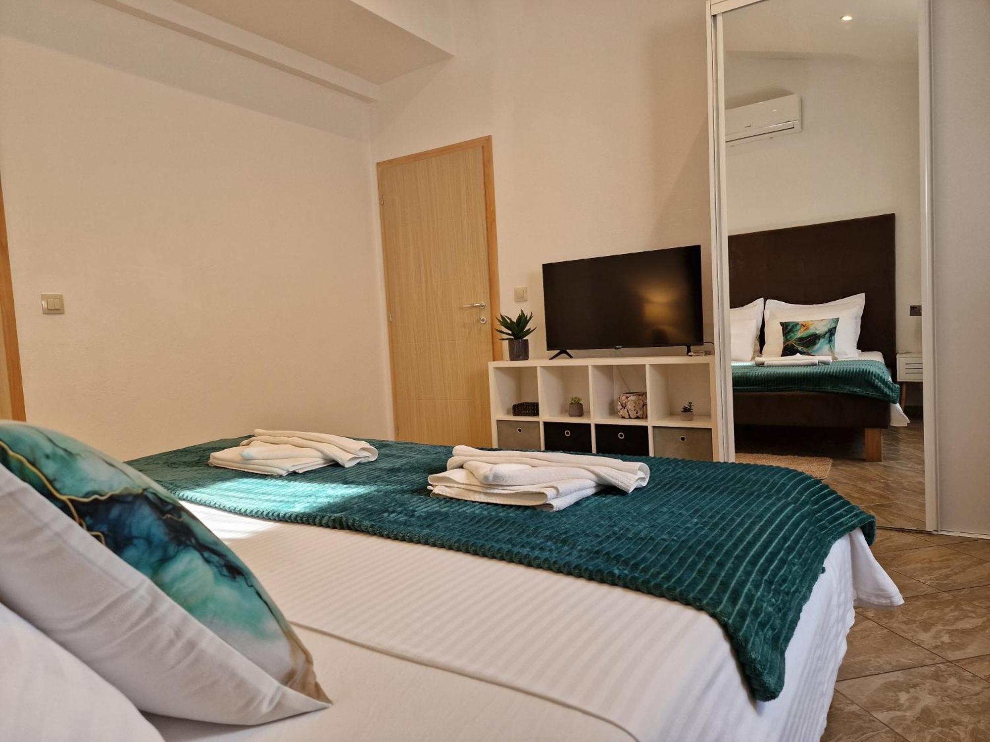 Beautiful Holiday Home "Villa Luka" Kaštel Štafilić 외부 사진